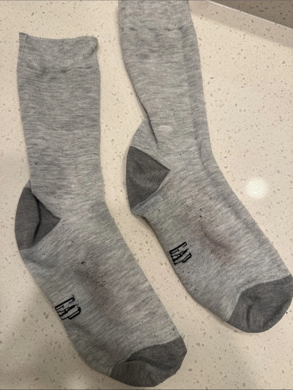 GAP Men's Grey Crew Socks with Contrast Heel and Toe